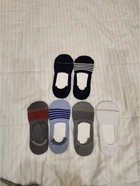 Mens 6 Pair Gold Toe No Show Socks Multicolores